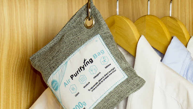 Air purifying bags